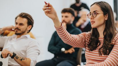 25 Estudiantes en Aula de clase